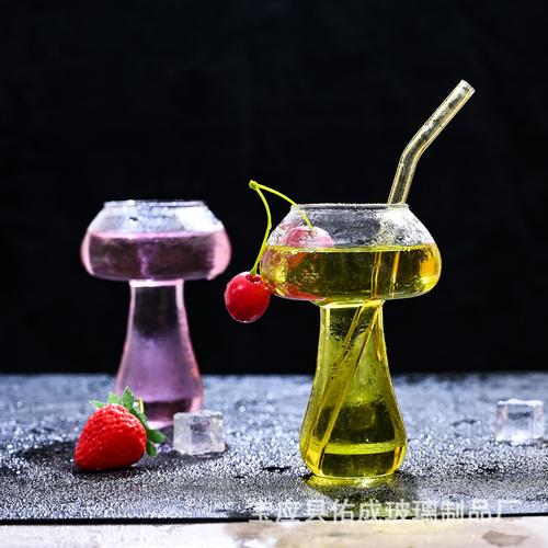 蘑菇杯玻璃红酒杯鸡尾酒杯创意个性ktv酒吧网红果汁饮料饮品杯子